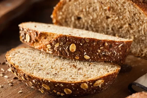 Benefits of "Whole Wheat Bread" and precautions you should know before eating it